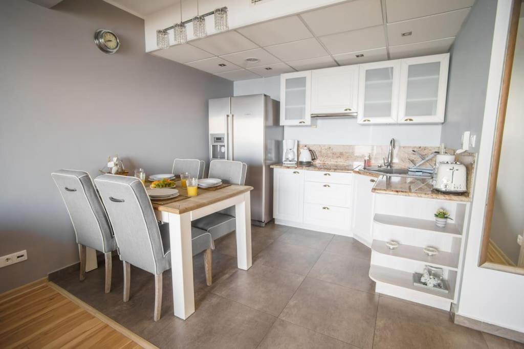 Mojemiedzyzdroje 1006 Apartment Екстериор снимка